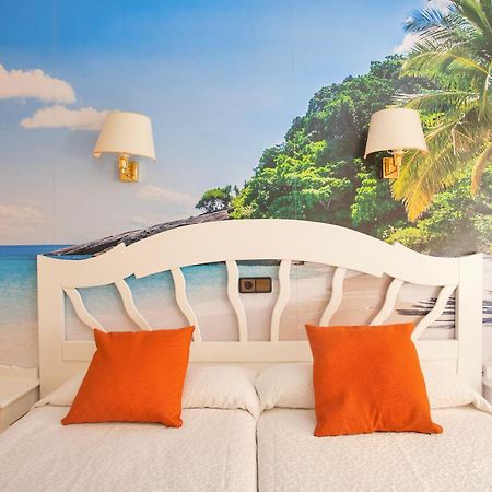 Bj Hostal Bona Vista Сийот Екстериор снимка