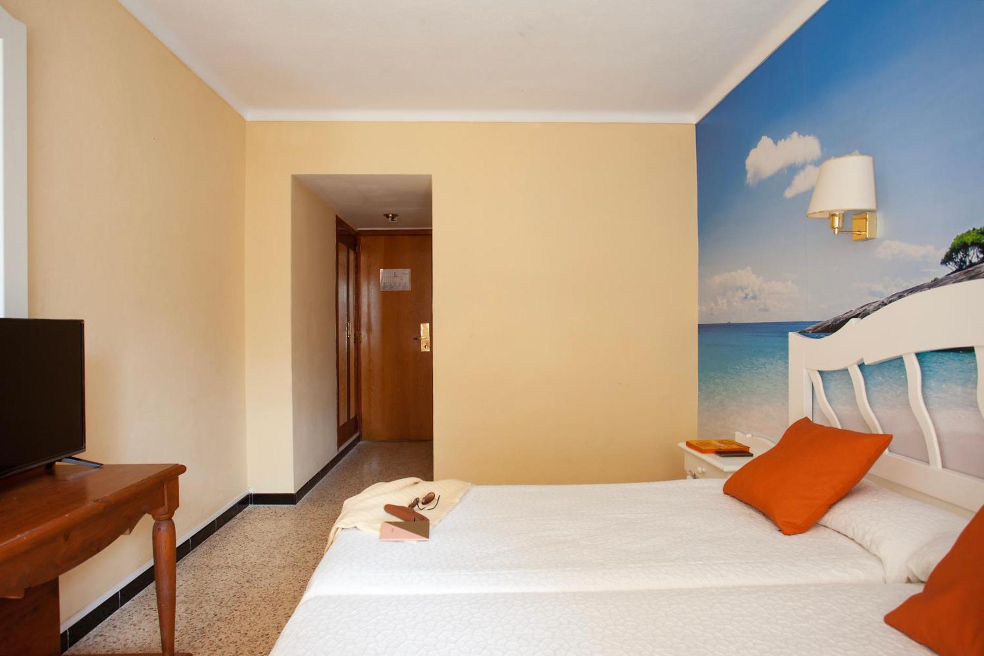 Bj Hostal Bona Vista Сийот Екстериор снимка